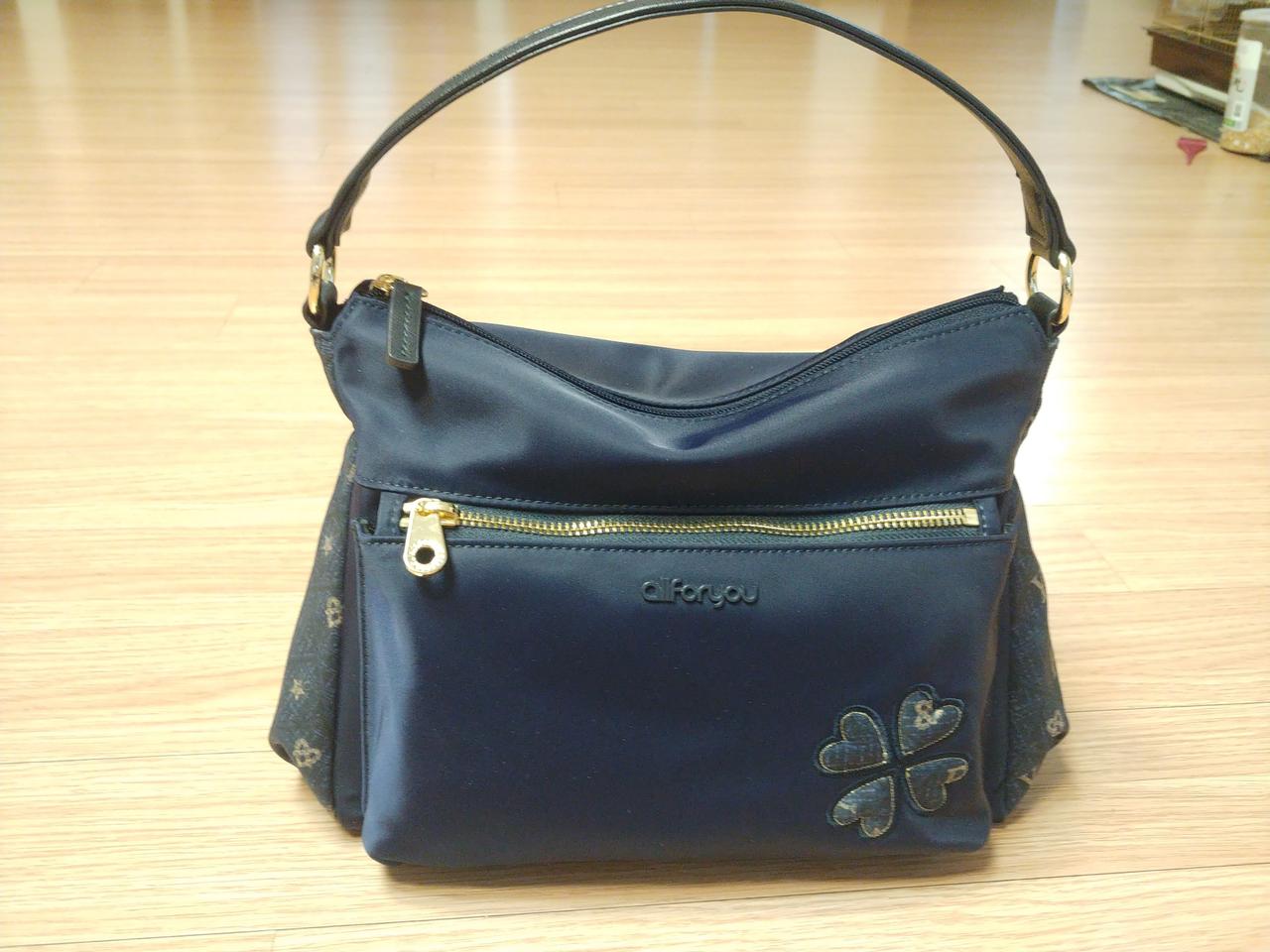 여설 핸드백 팝니다