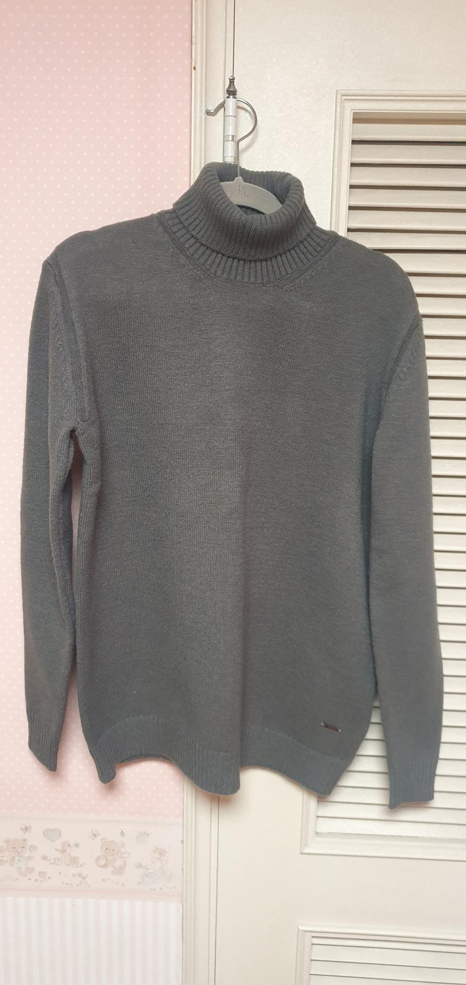 [새제품] 휴고보스 알파카 혼방 터틀넥