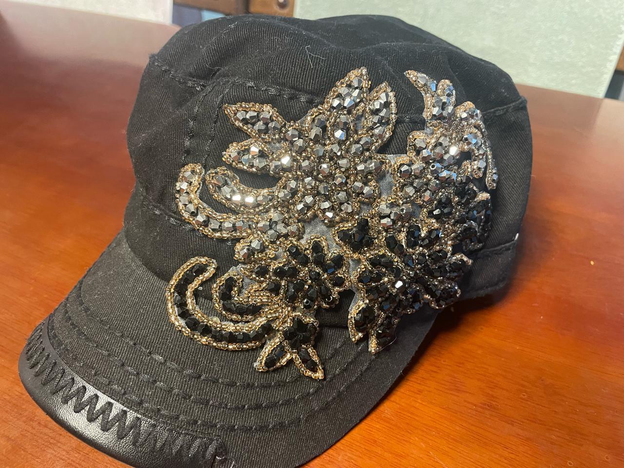 미국에서 직구해온 올리브&피케 여성 캡