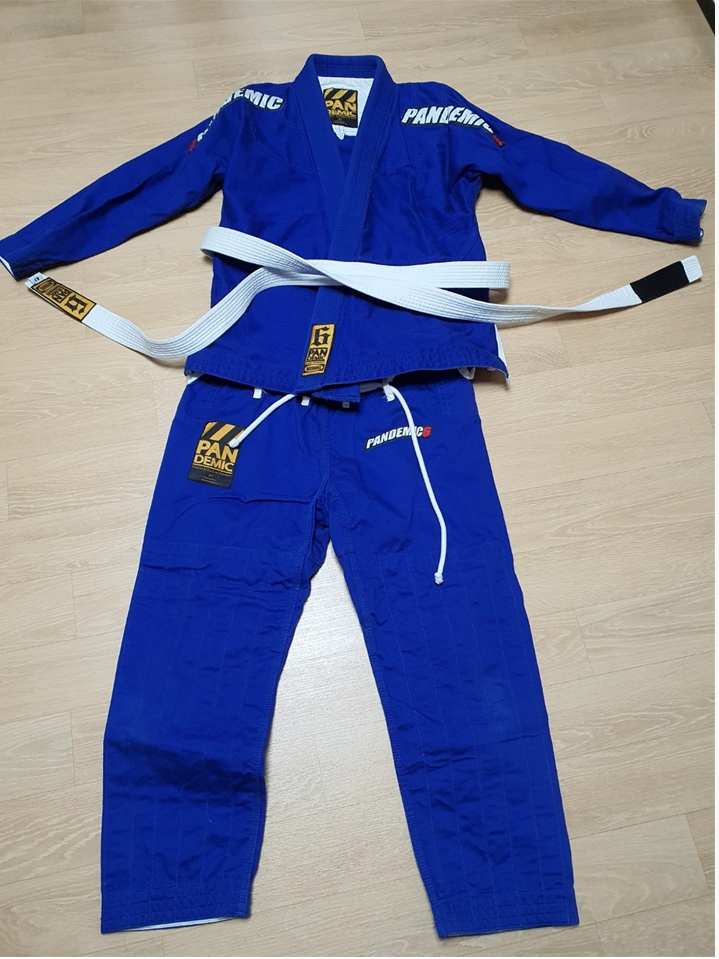 주짓수 도복 A1사이즈(키 170, 상체 95~100) / 거의 새거