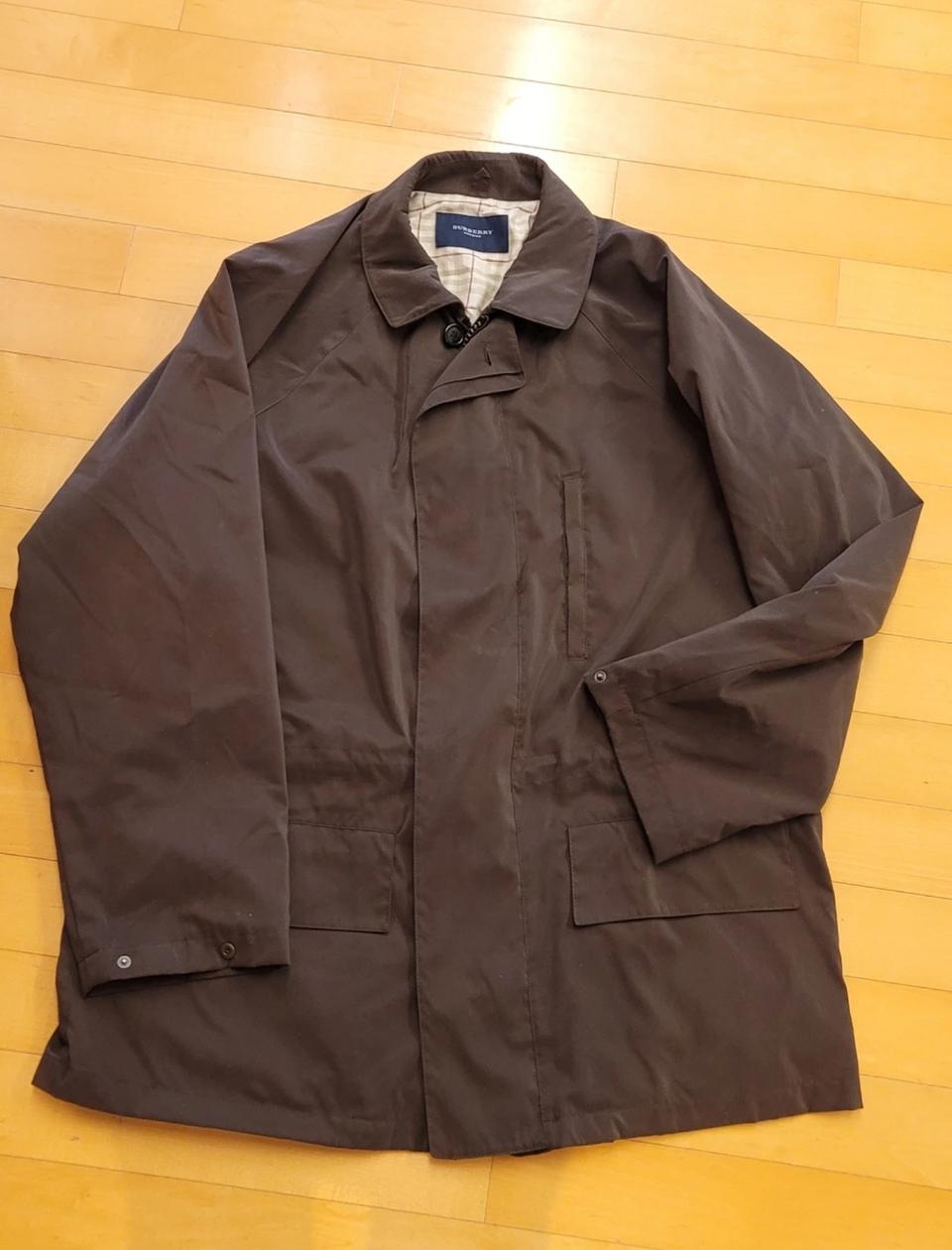 ✔✔버버리 간절기 남성 짚업(110-115정도)반코트