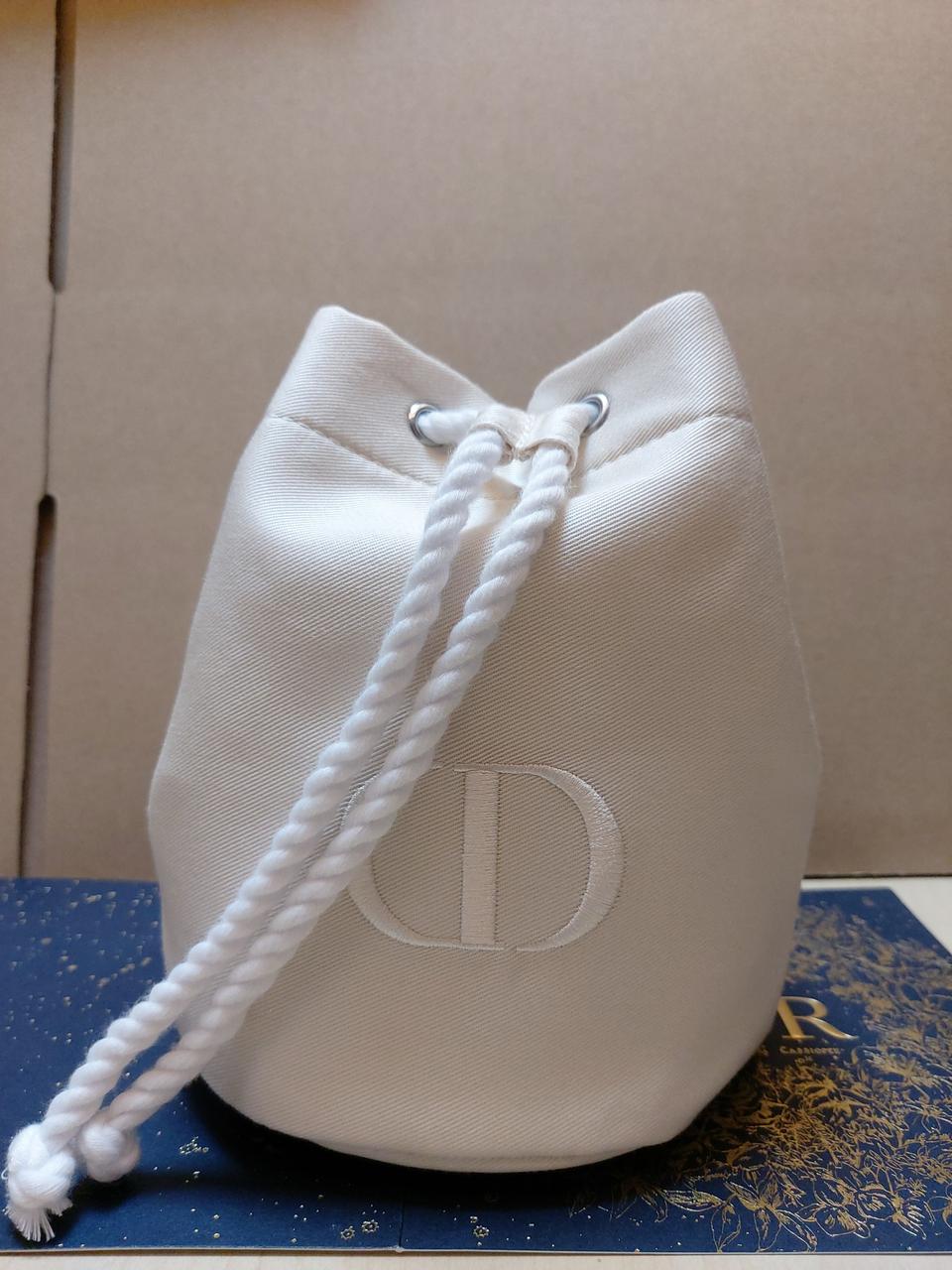 디올 화이트로고 파우치와 4종세트<파우치만도가능>