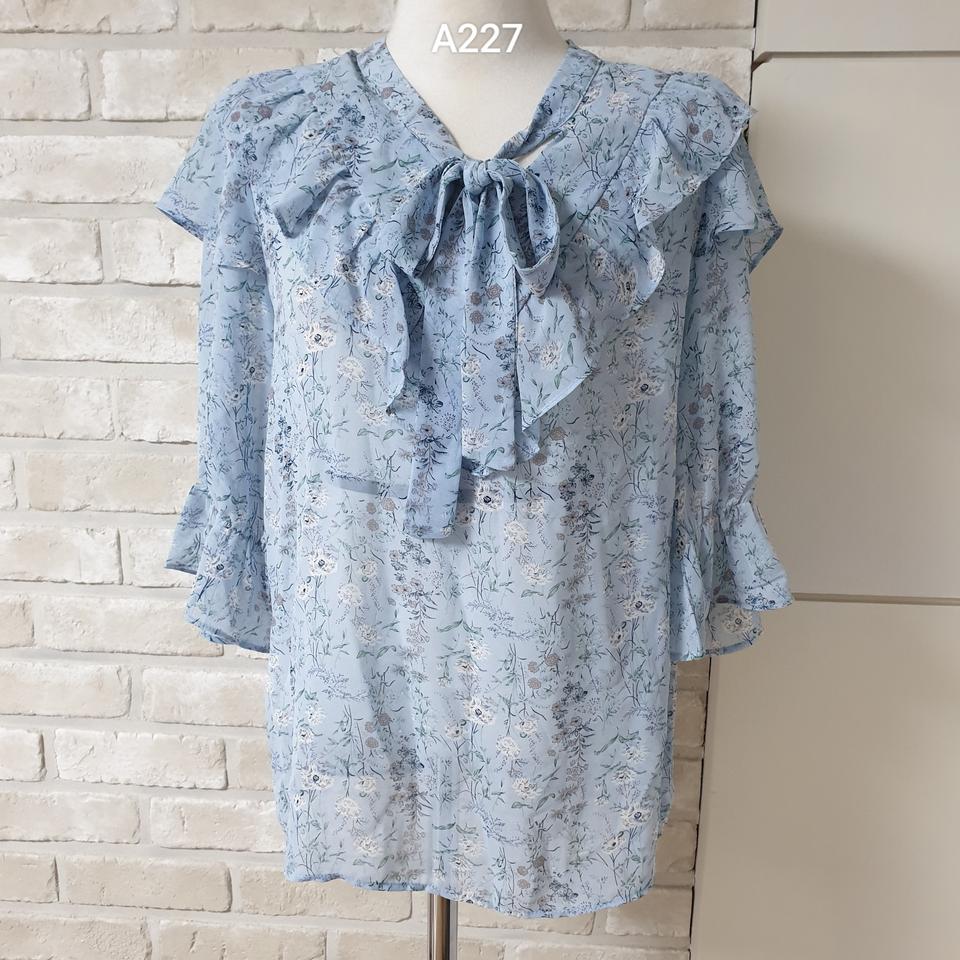 (A227) 클라비스 하늘색 플라워패턴 블라우스 85