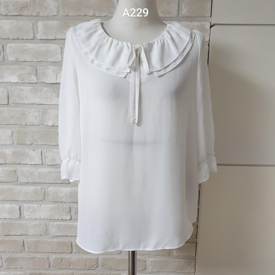 (A229) 클라비스 흰색 반팔 블라우스 85