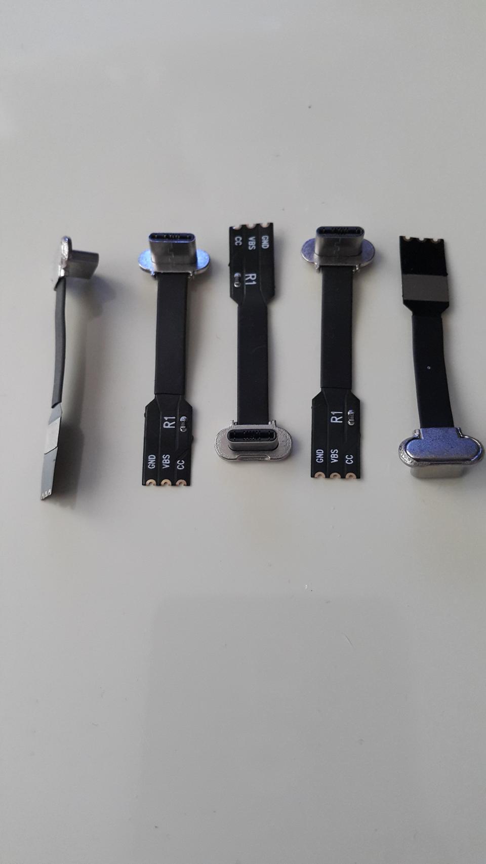 c타입 젠더 커넥터 무선충전 자석거치대 폰충전 찍판잭 딱판잭 배달 자석충