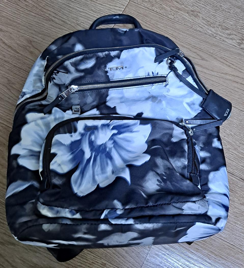 투미 여성백팩