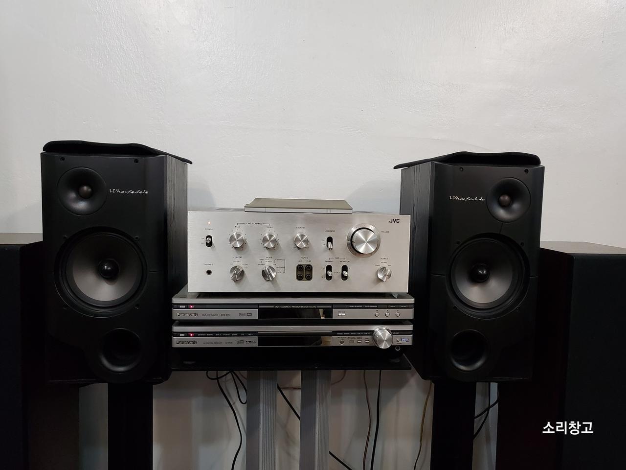 와피데일 북쉘프스피커