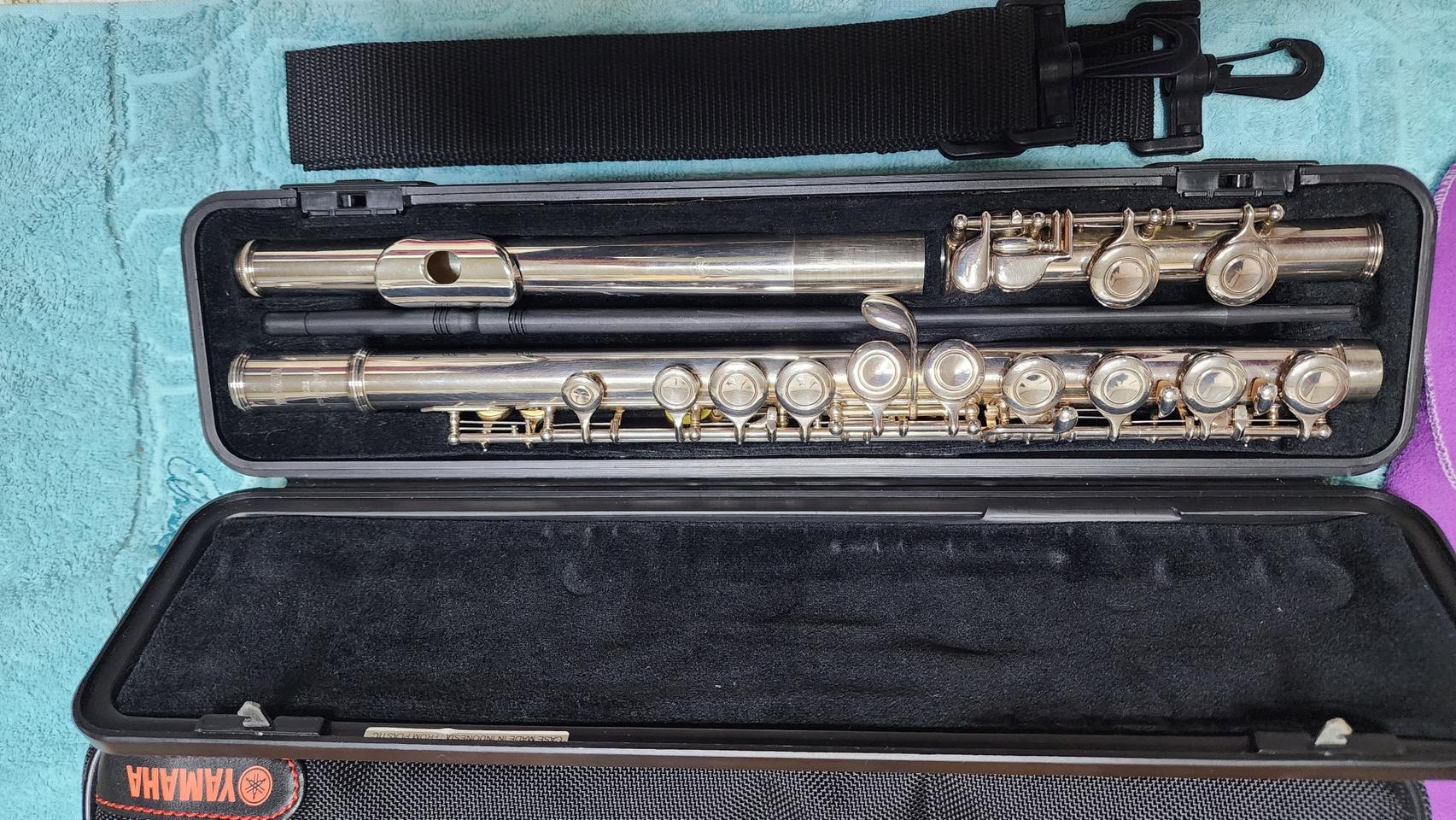 야마하풀릇   YAMAHA 221 ESTABLSHED IN1887