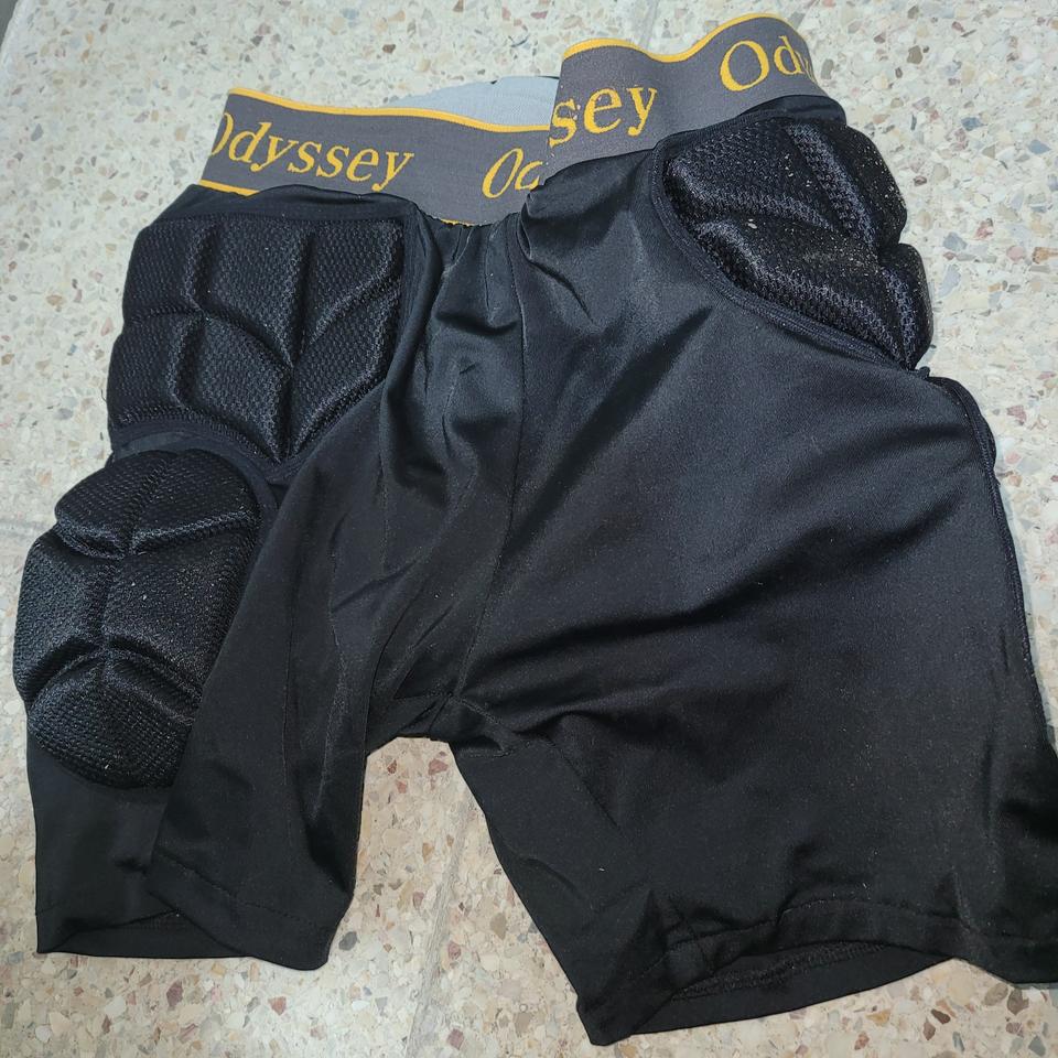 스키 엉덩이 보호대 L사이즈 판매합니다