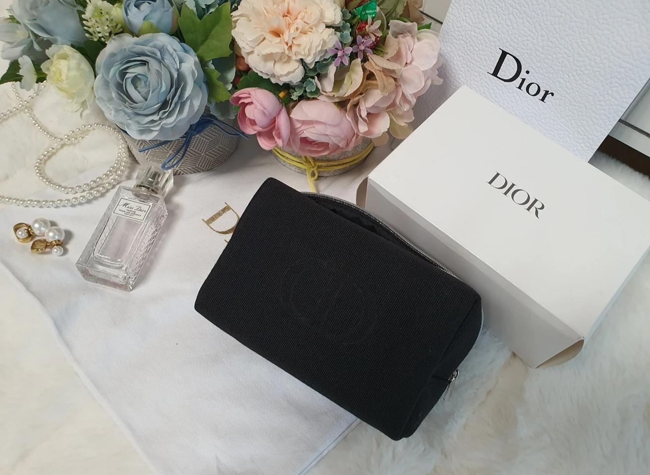 디올 스퀘어 블랙 파우치