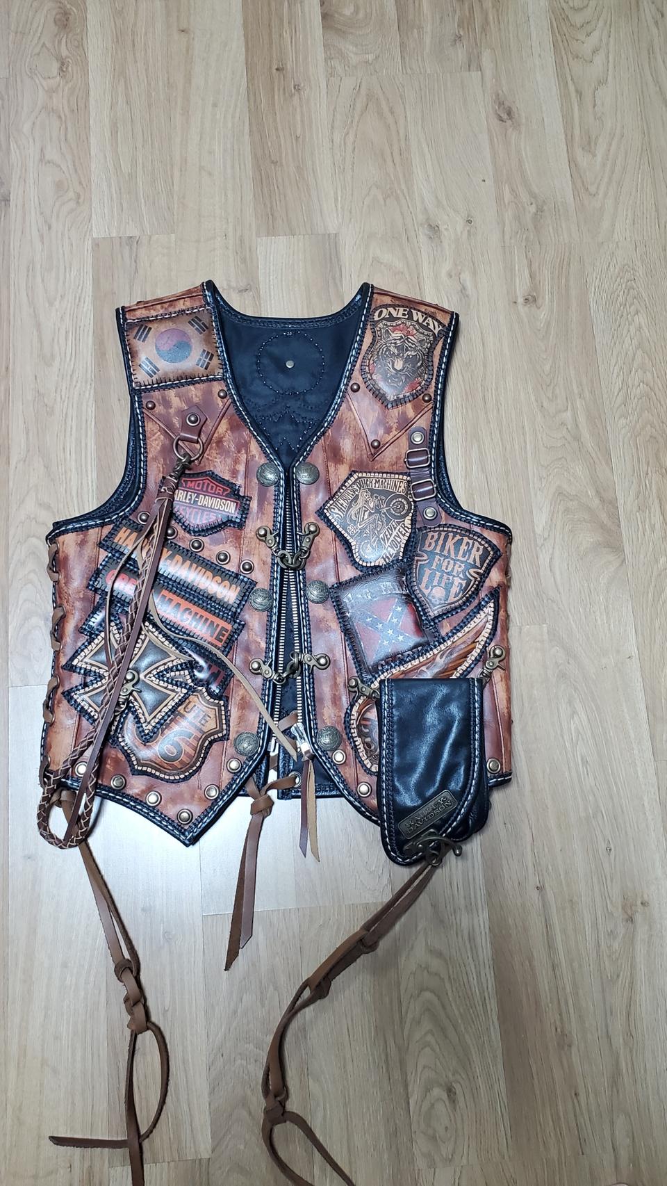 올가죽커스텀조끼