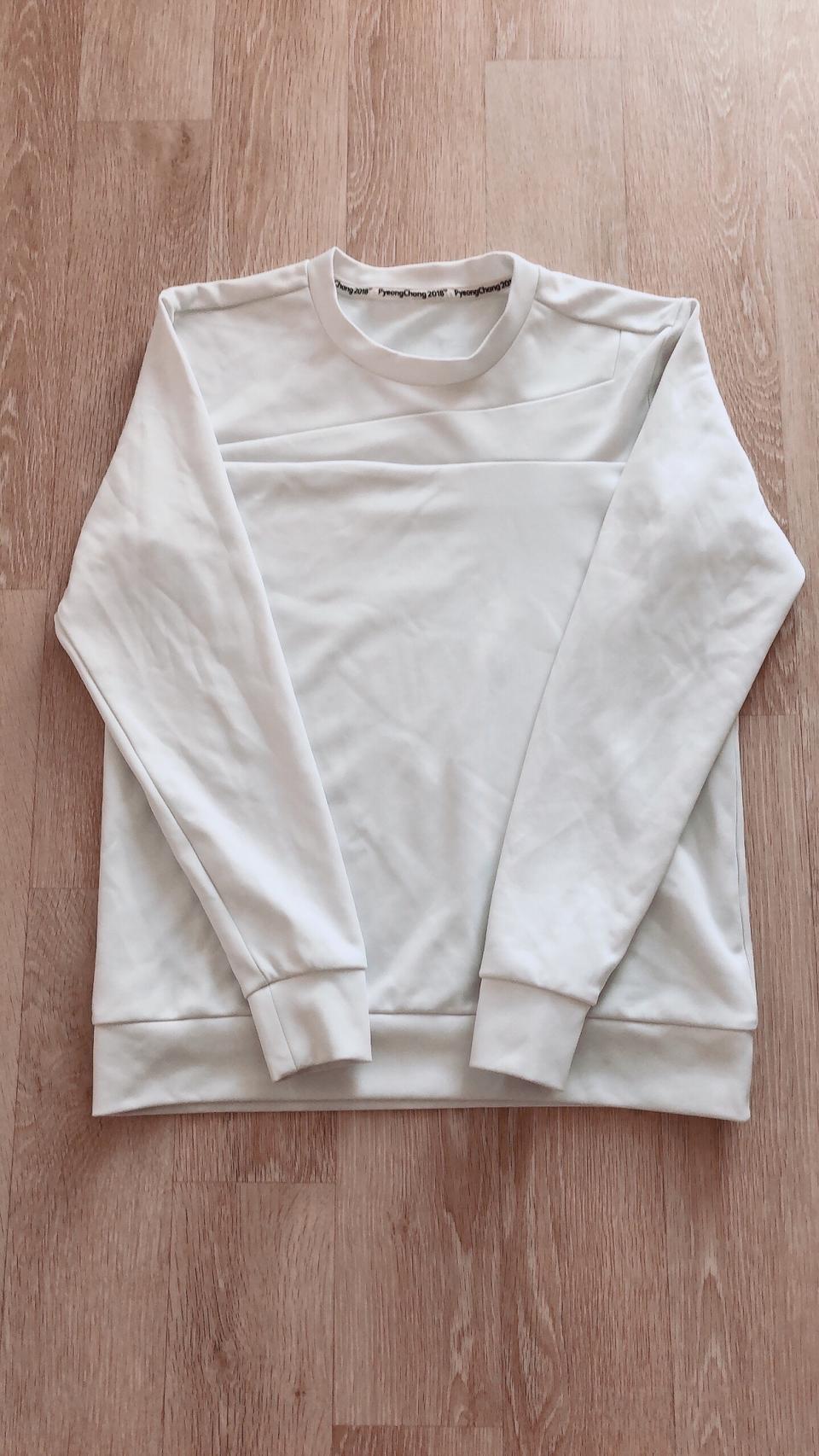 여성 노스페이스 맨투맨 85 화이트 2개