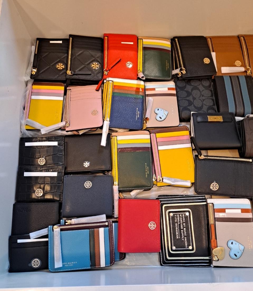 새상품 토리버치 코치 카드지갑 지갑