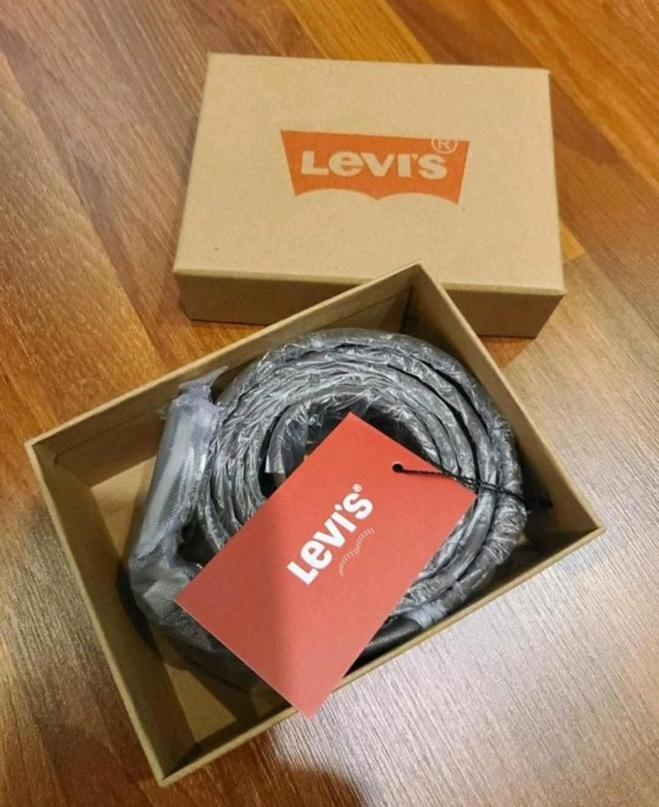 리바이스 양면벨트 입니다