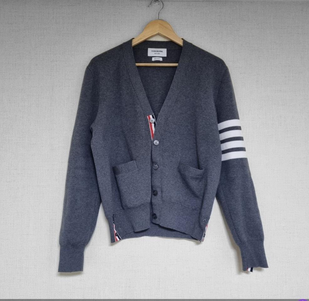 톰브라운 밀라노스티치 그레이 가디건