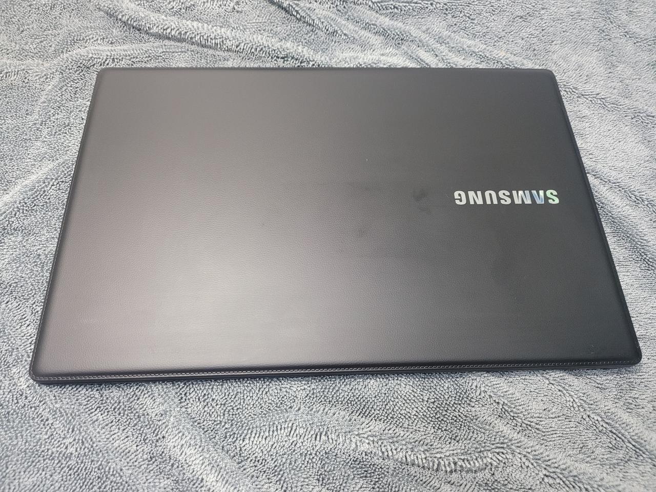 삼성 nt910s5j 램8g i5-4210 15인치 판매합니다..