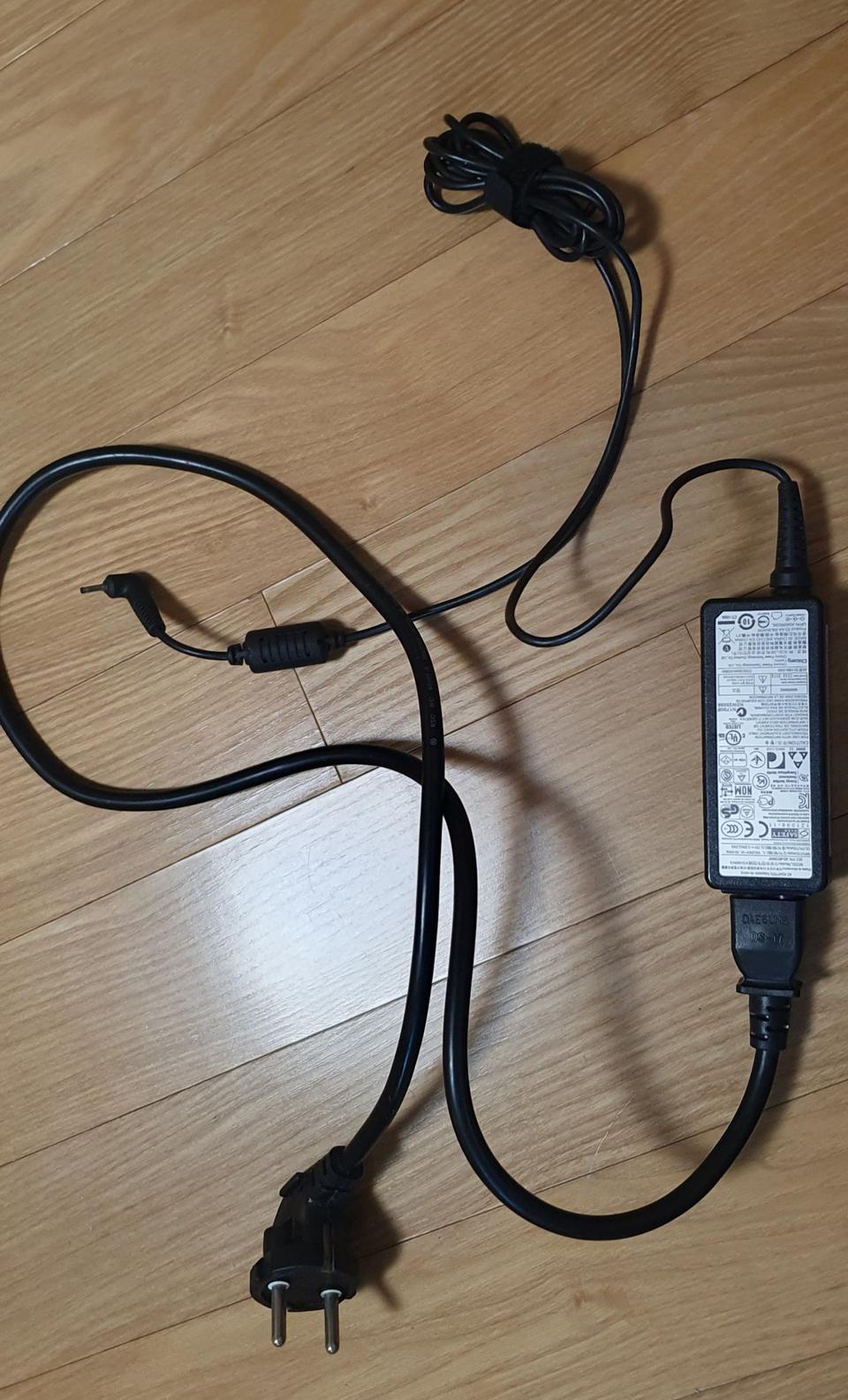 삼성 노트북 태블릿PC 어댑터 아답타 어뎁터