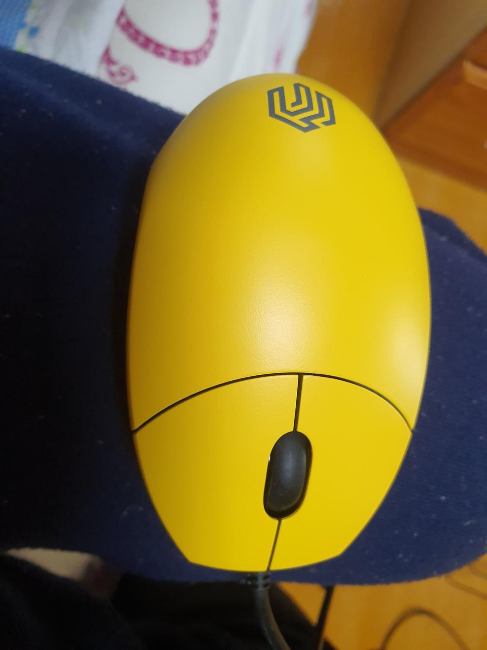 croad m325게이밍마우스 팔아요