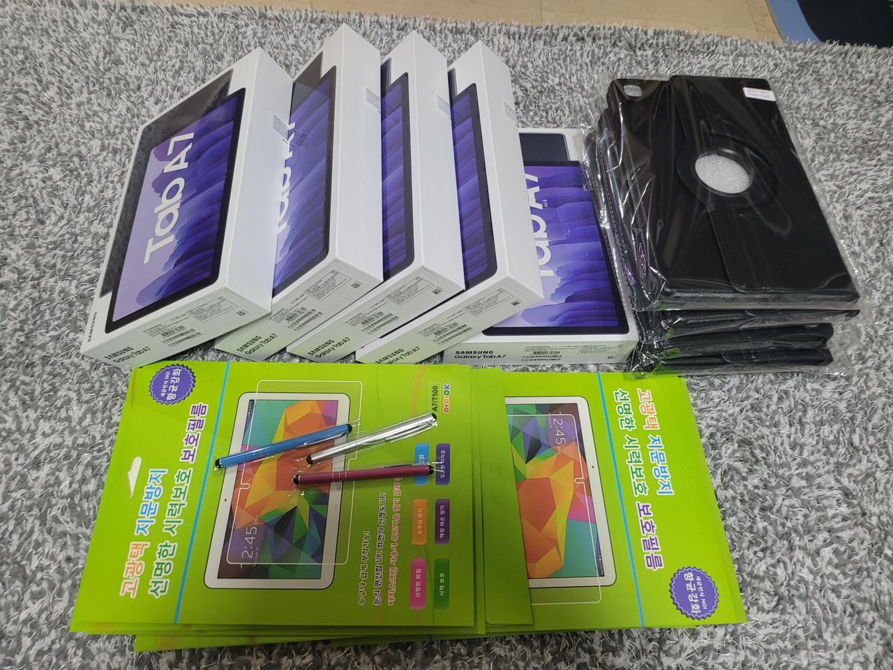 갤럭시탭 A7 10.4  lte 버전 64GB  T505N [새상품]