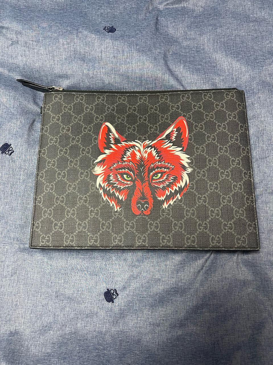 구찌 레드울프 클러치