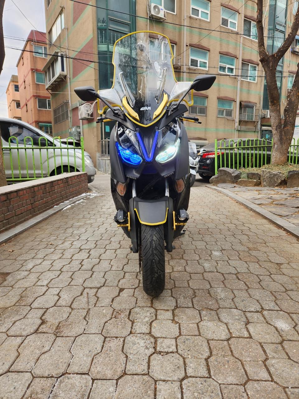 22년형 Xmax 300 튜닝다수 배달셋팅 완료!