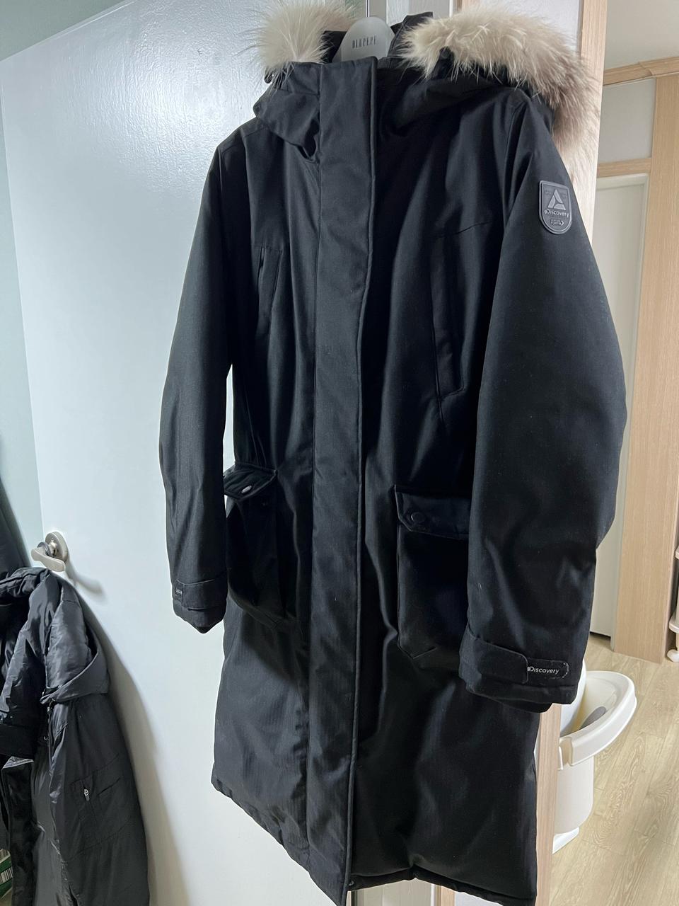 여성 디스커버리 롱패딩