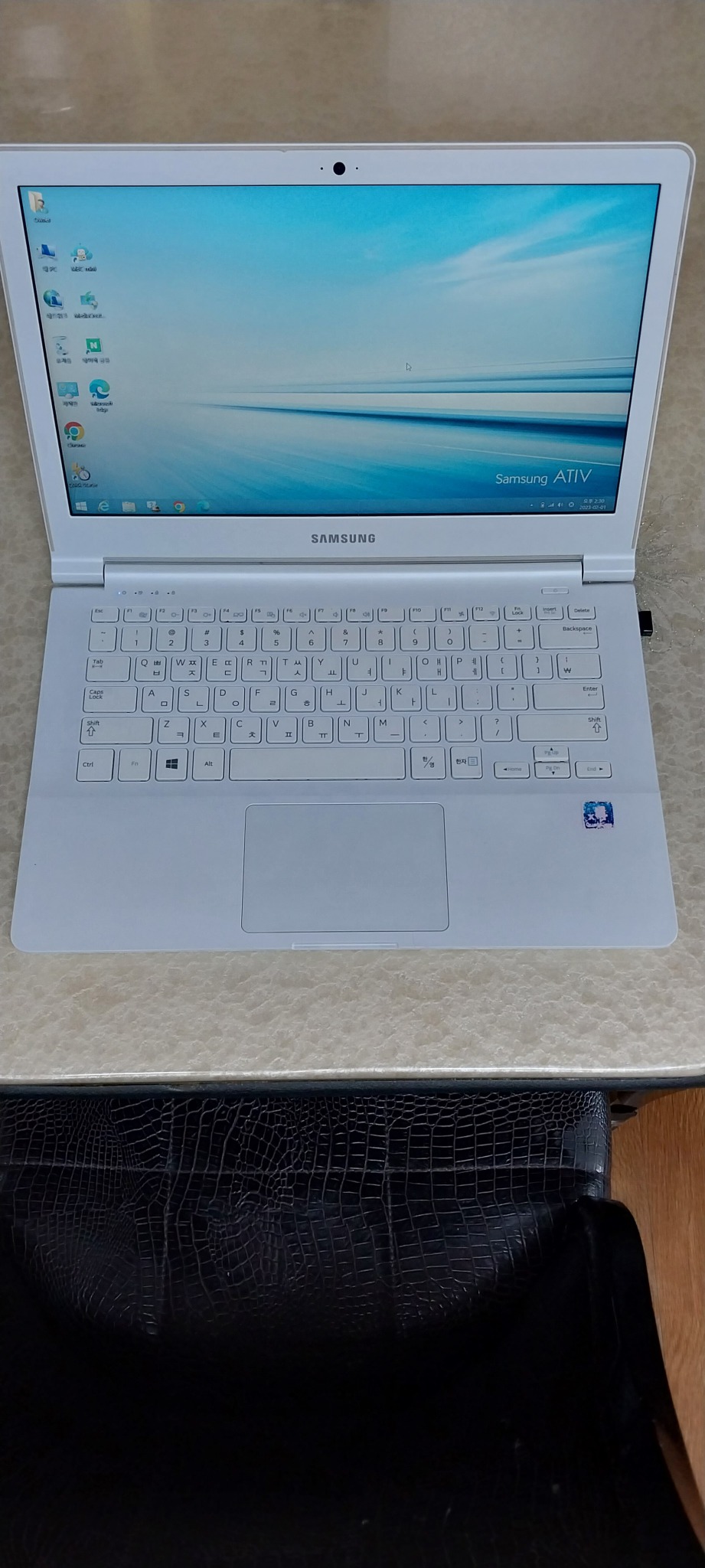 삼성노트북 NT905s3g 윈10