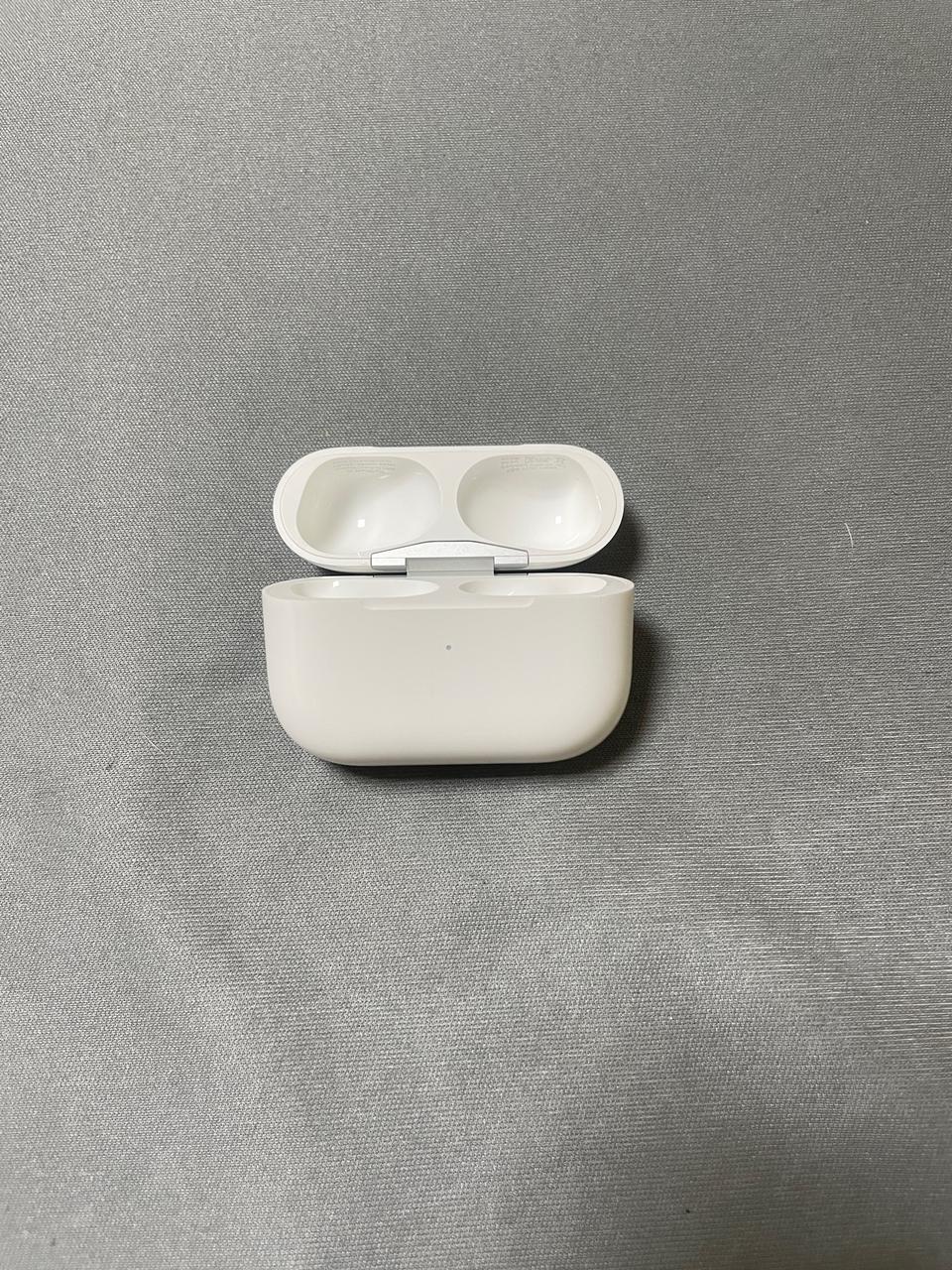 에어팟프로 1세대 본체