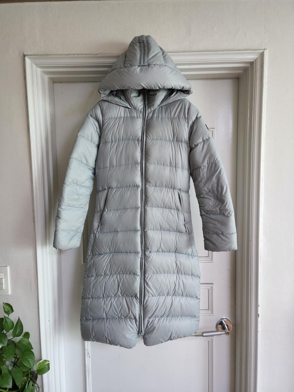 노느페이스 경량 패딩