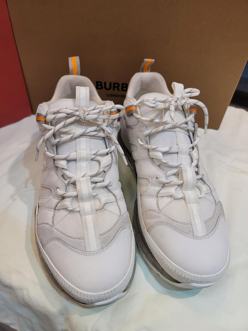 버버리 스니커즈 신발 사이즈 41