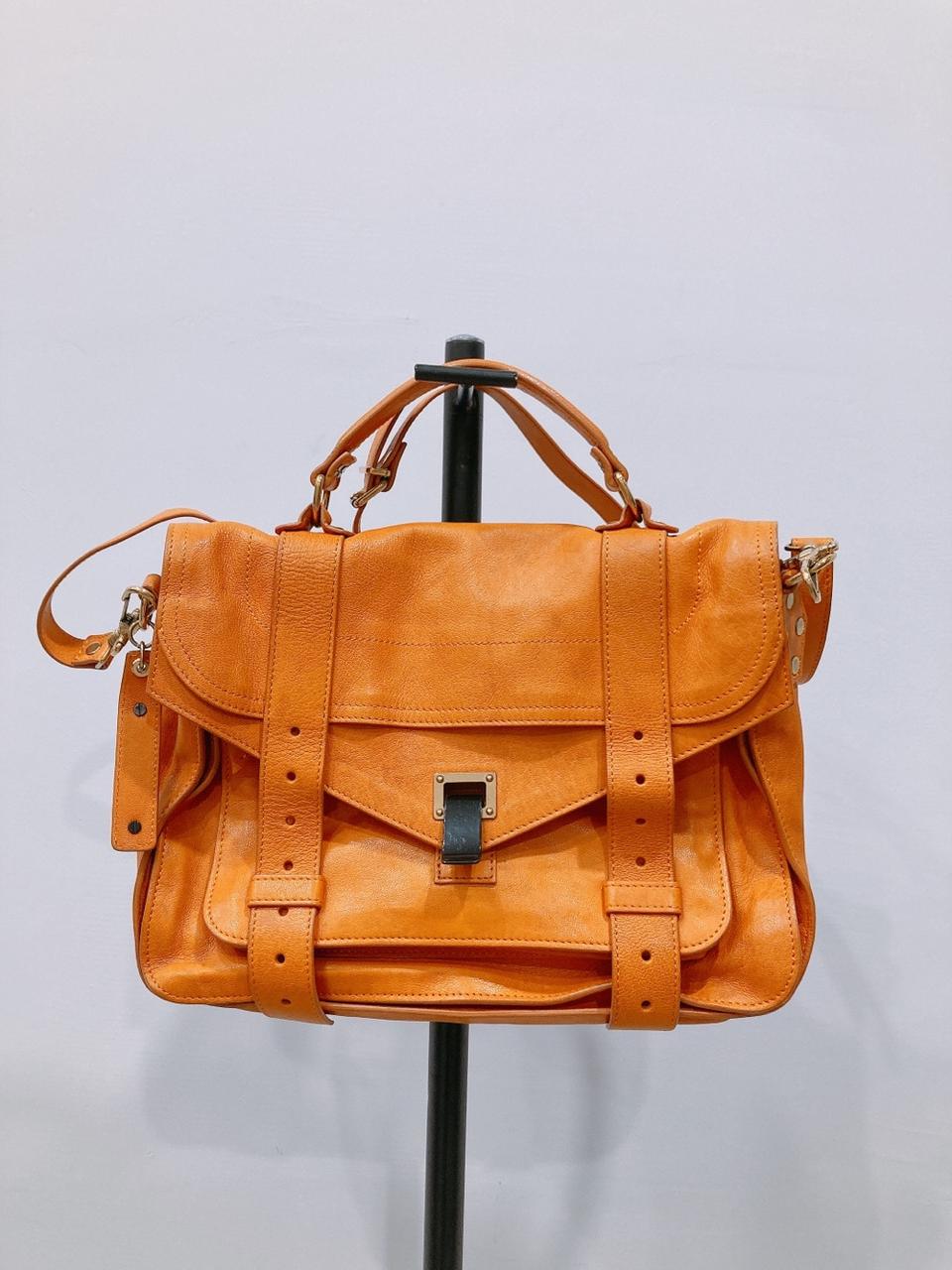 프로엔자슐러 판쵸백 미듐 판매합니다