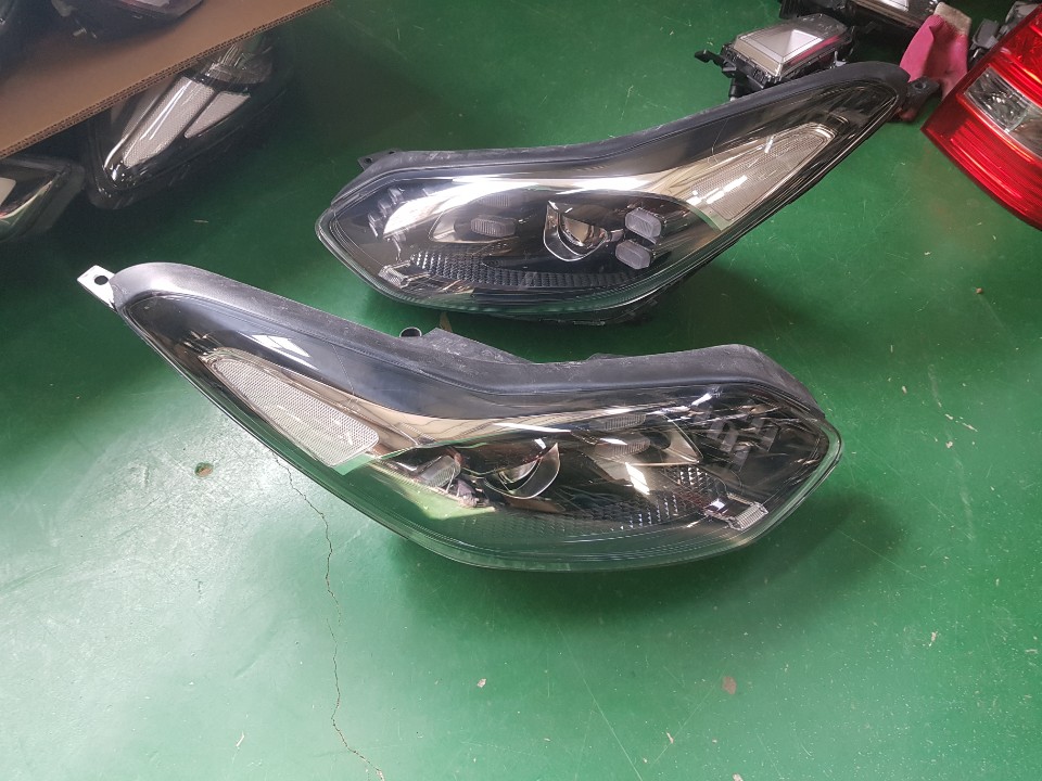 올뉴스포티지 더볼드 풀LED 헤드램프 1대분