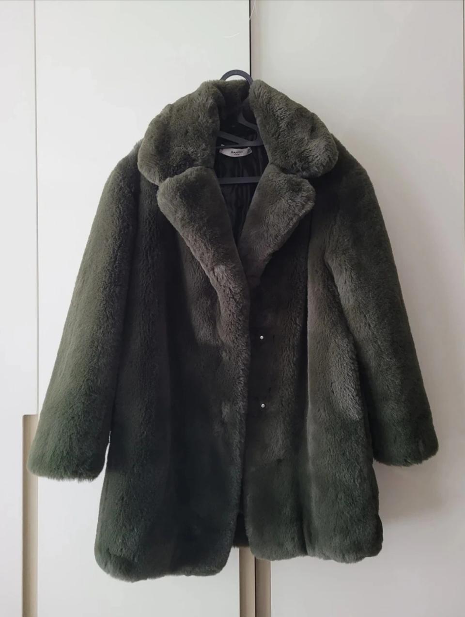 MANGO 망고 에코퍼자켓 퍼코트 S사이즈 올리브그린