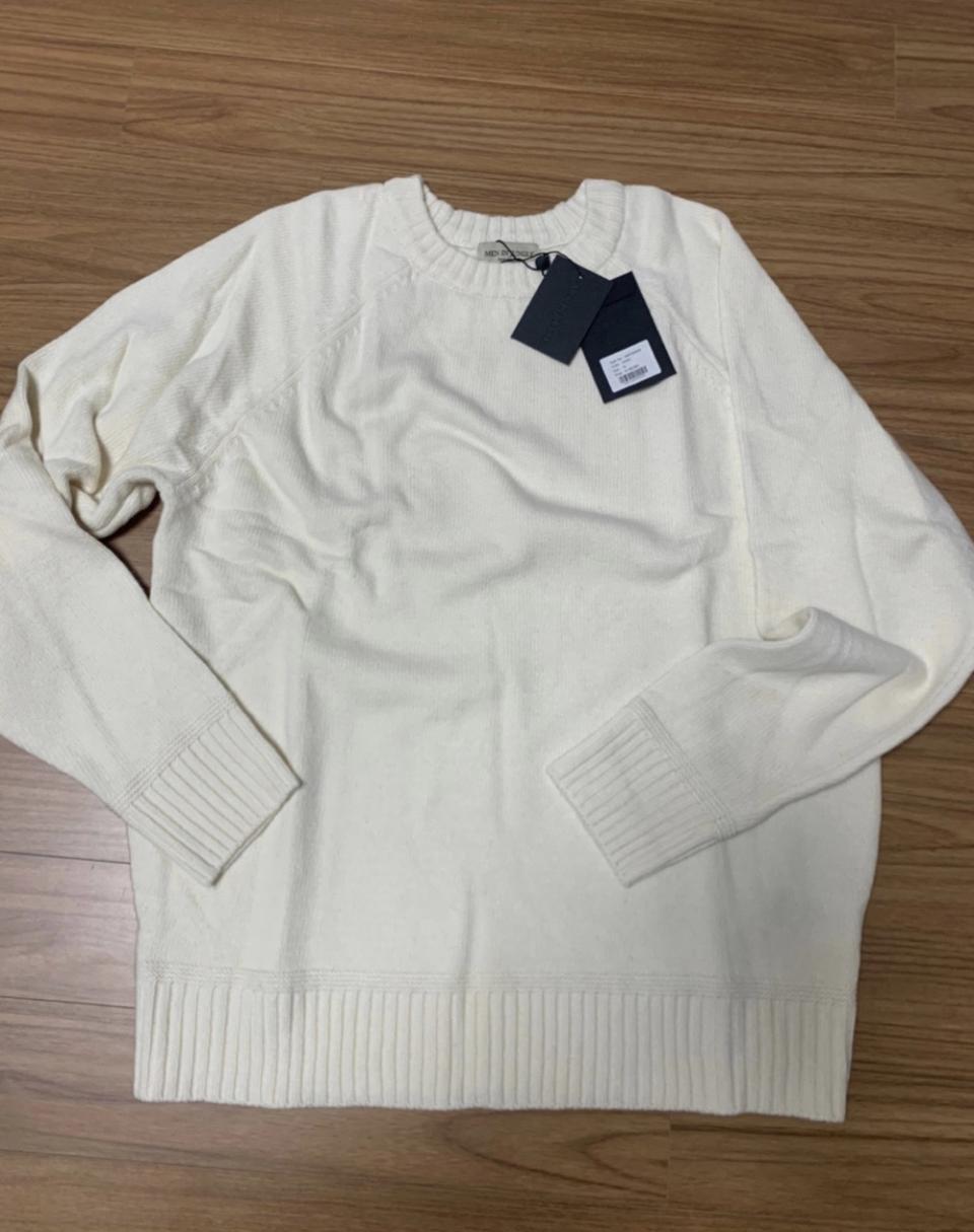 [미착용제품] 맨인정글 아이보리 크루넥 니트
