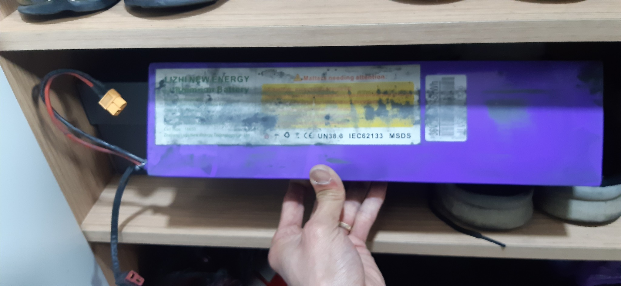 나노휠 36v21ah 배터리및 고장난킥보드2대팔아요