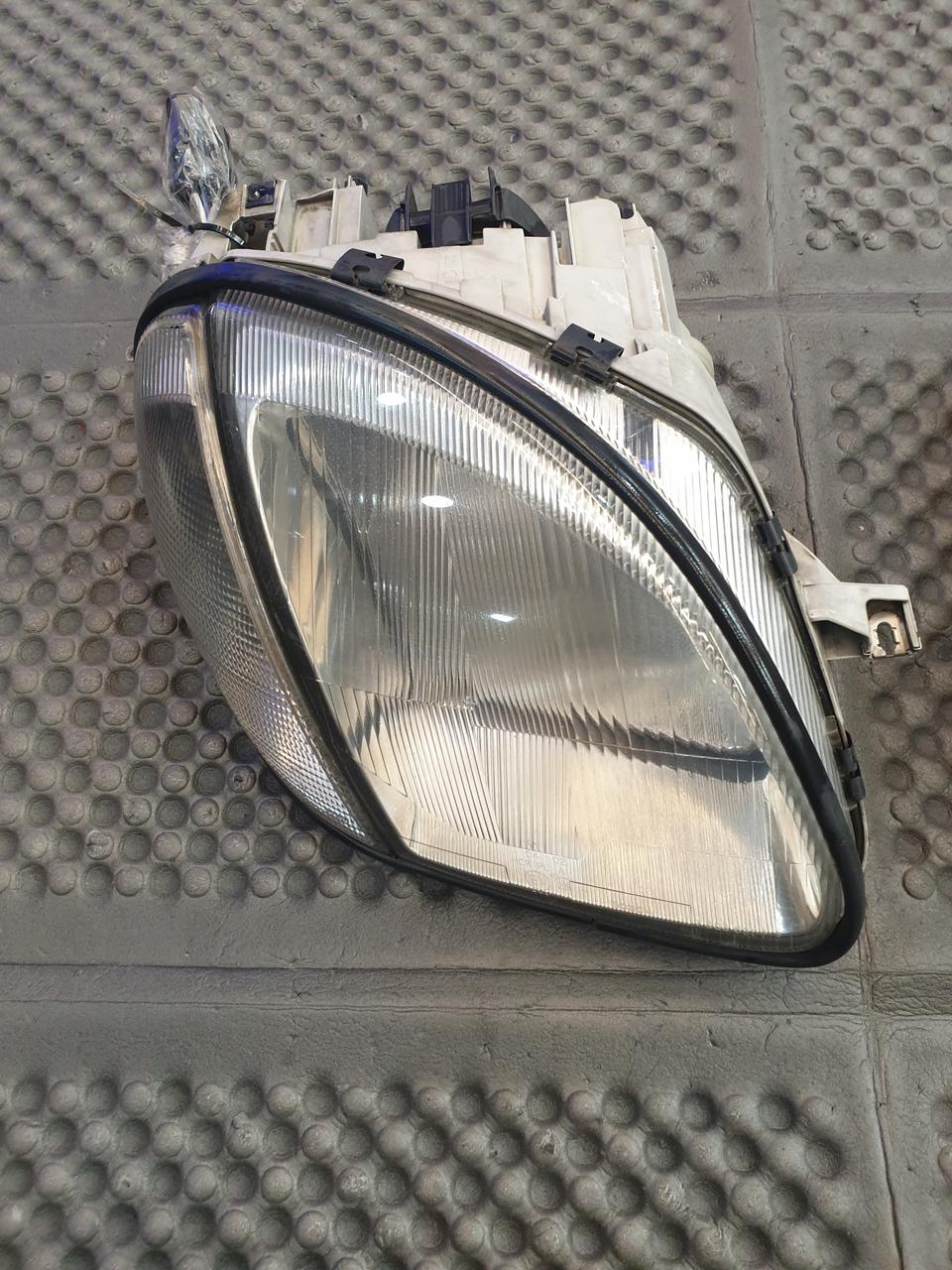 벤츠SLK 230K 헤드램프 양쪽판매