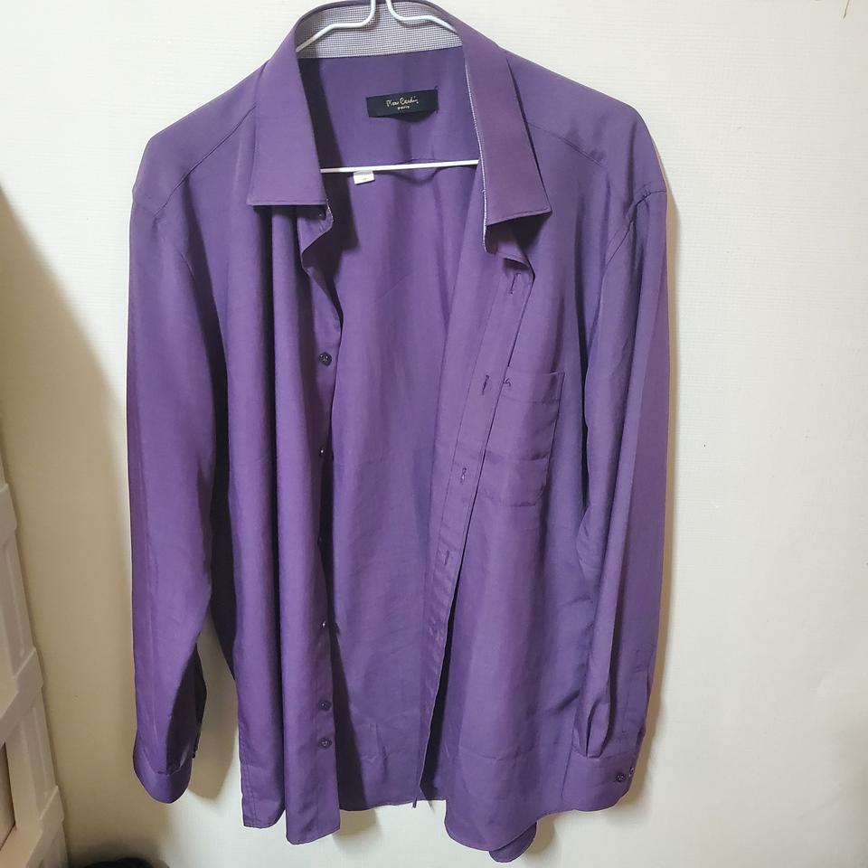 검보라색 남자 셔츠