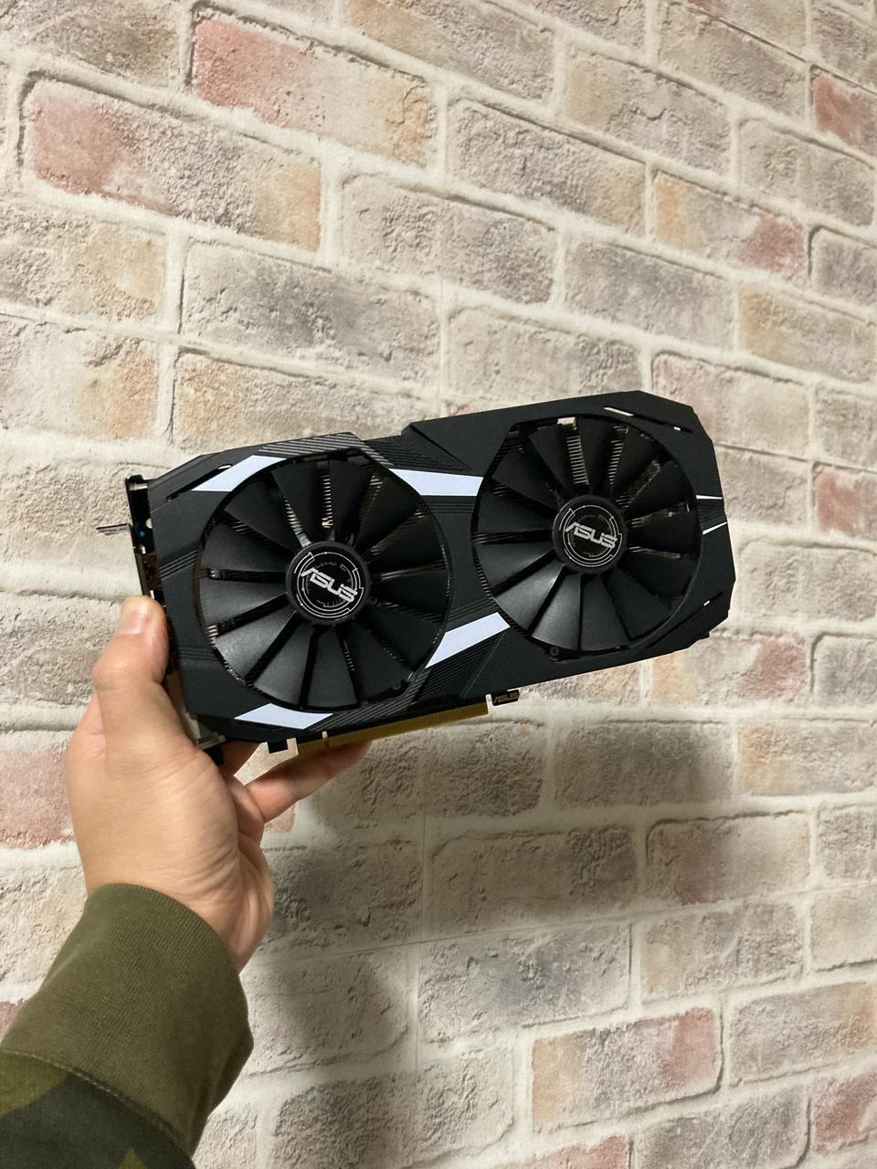 아수스 RX580 8GB 그래픽카드 단품 팝니다
