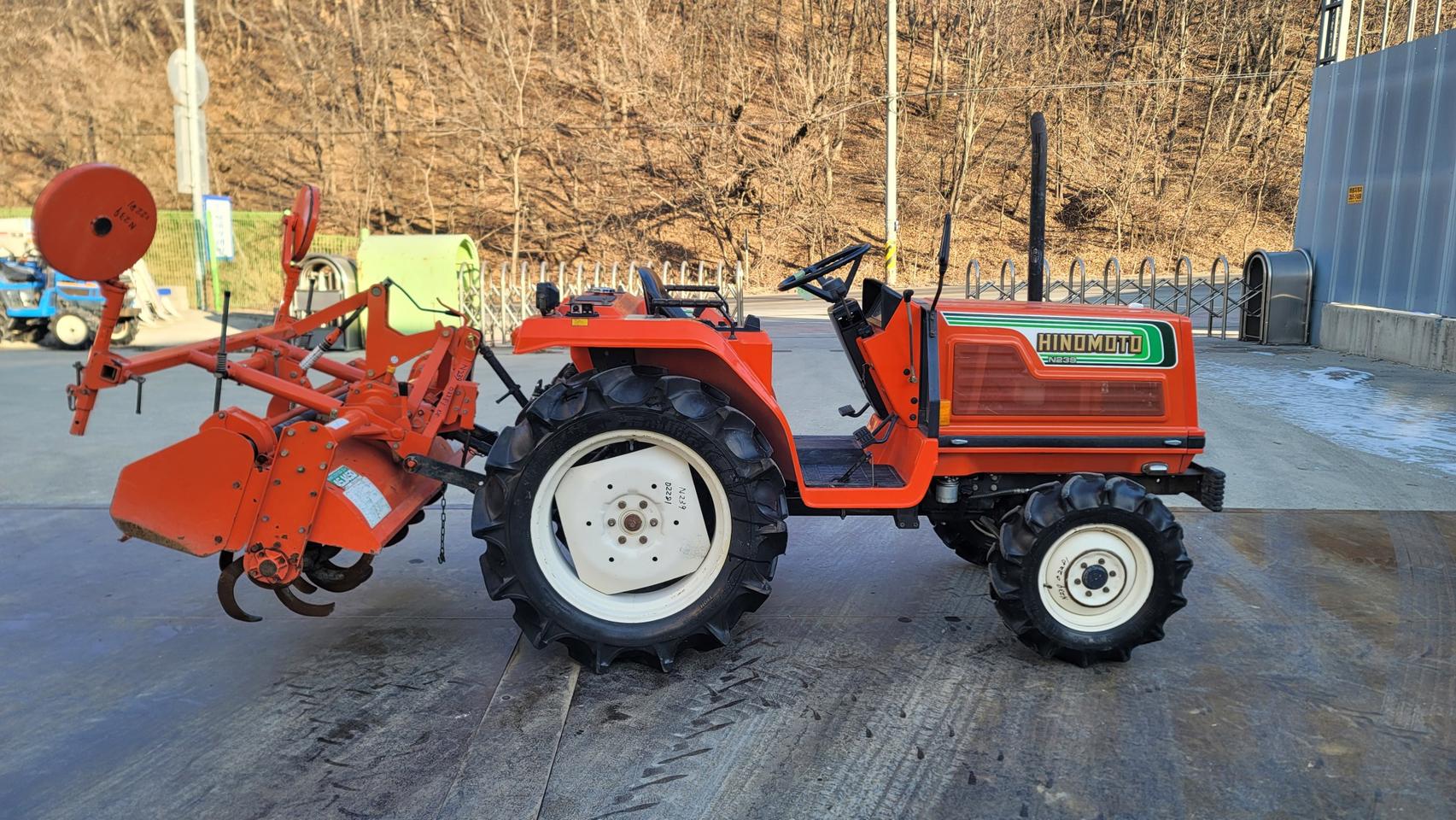 소형미니트렉터 히노모토 N239 (23마력)