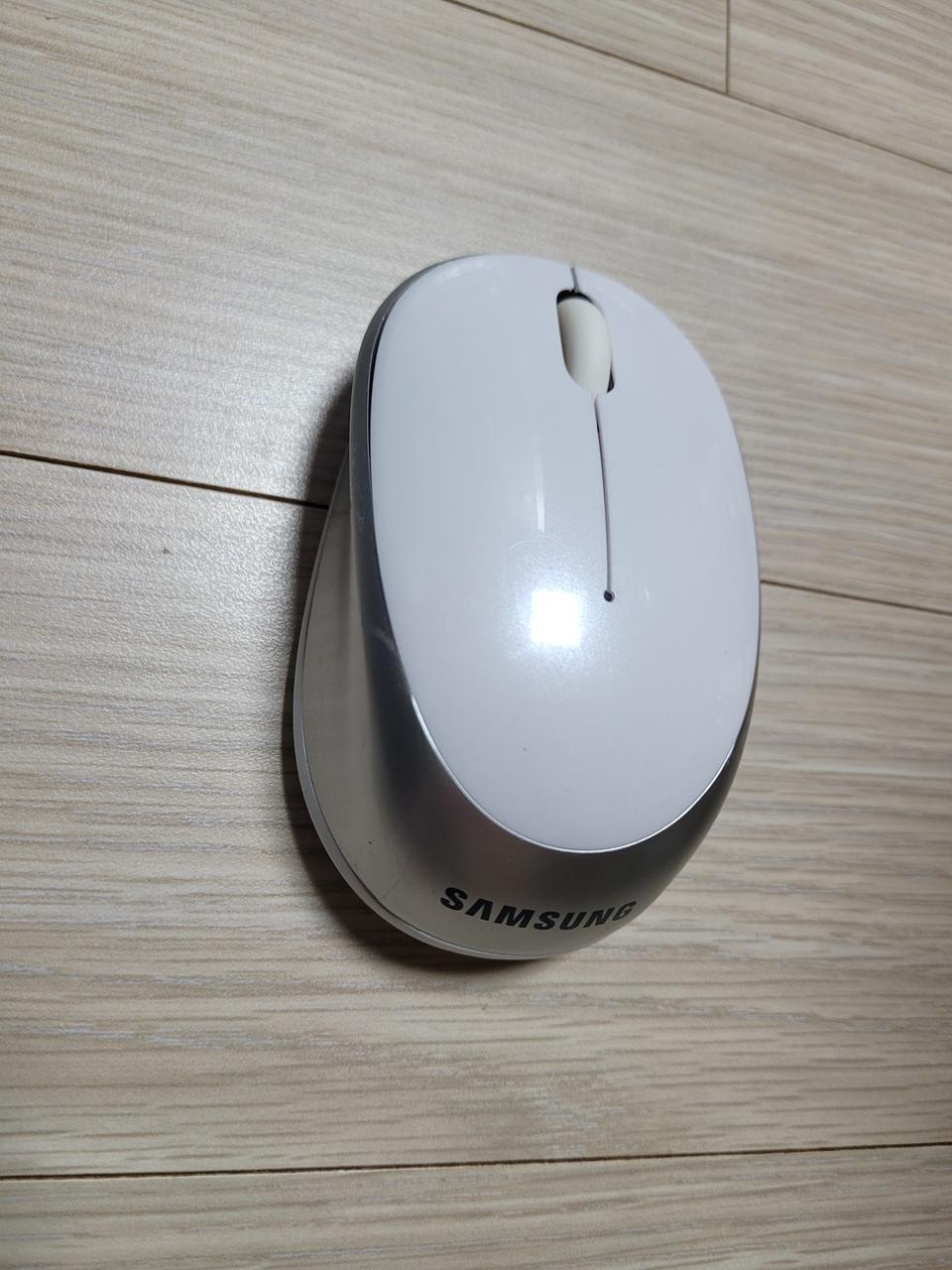 상태좋은 삼성 무선마우스