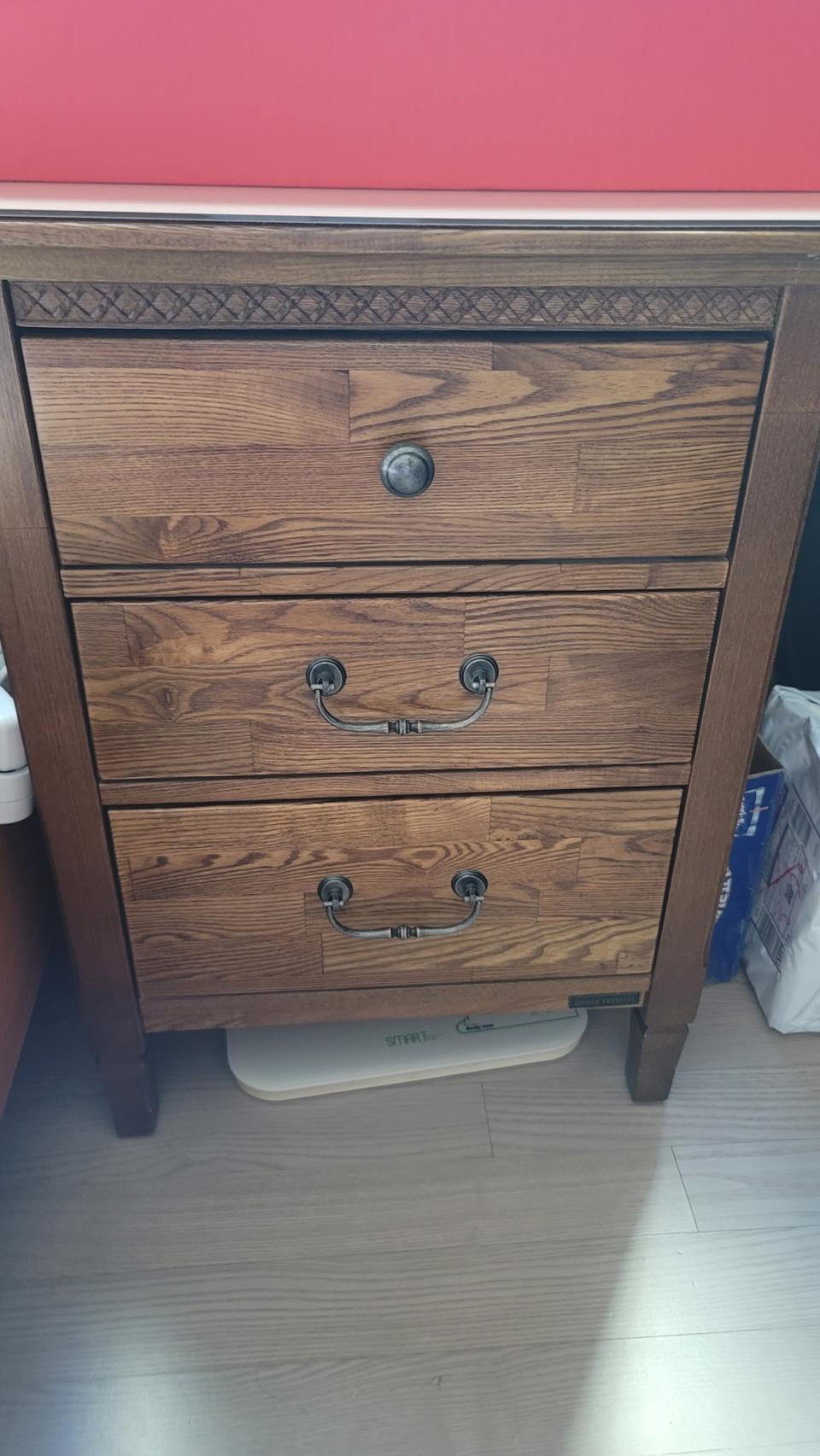 디자인벤처스 폴카 협탁