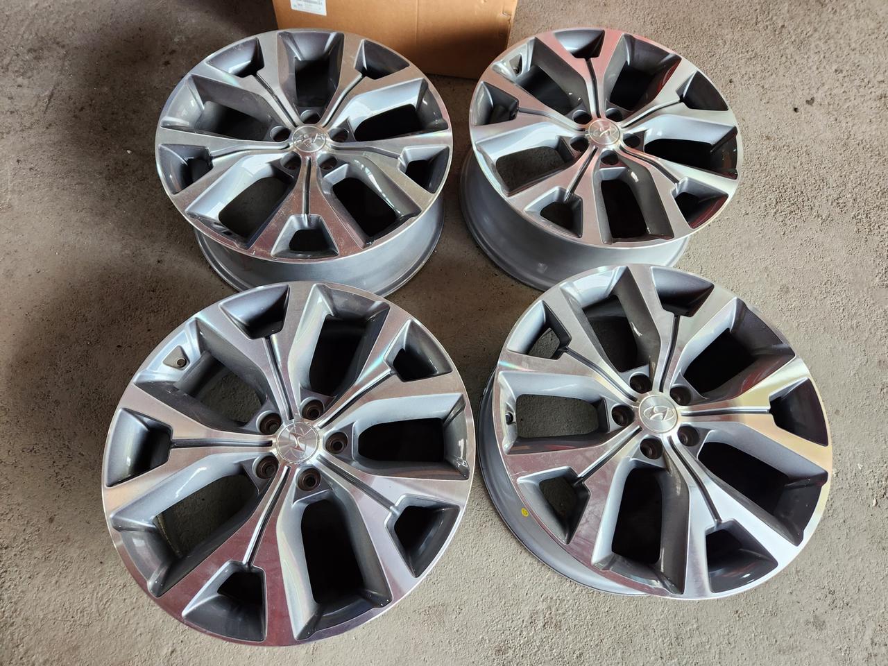 펠리세이드 순정휠 20인치 한대분 판매