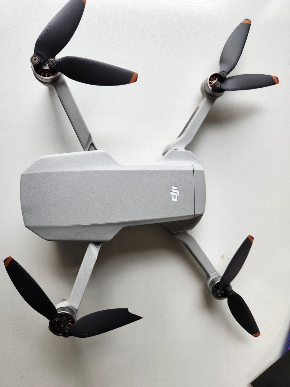 DJI MINI2 플라이모어 콤보셋 팝니다