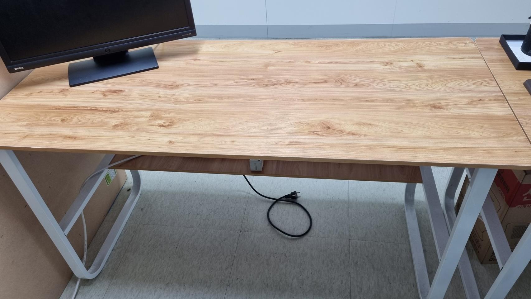 사무용 철재책상 3개 세트(의자3포함)