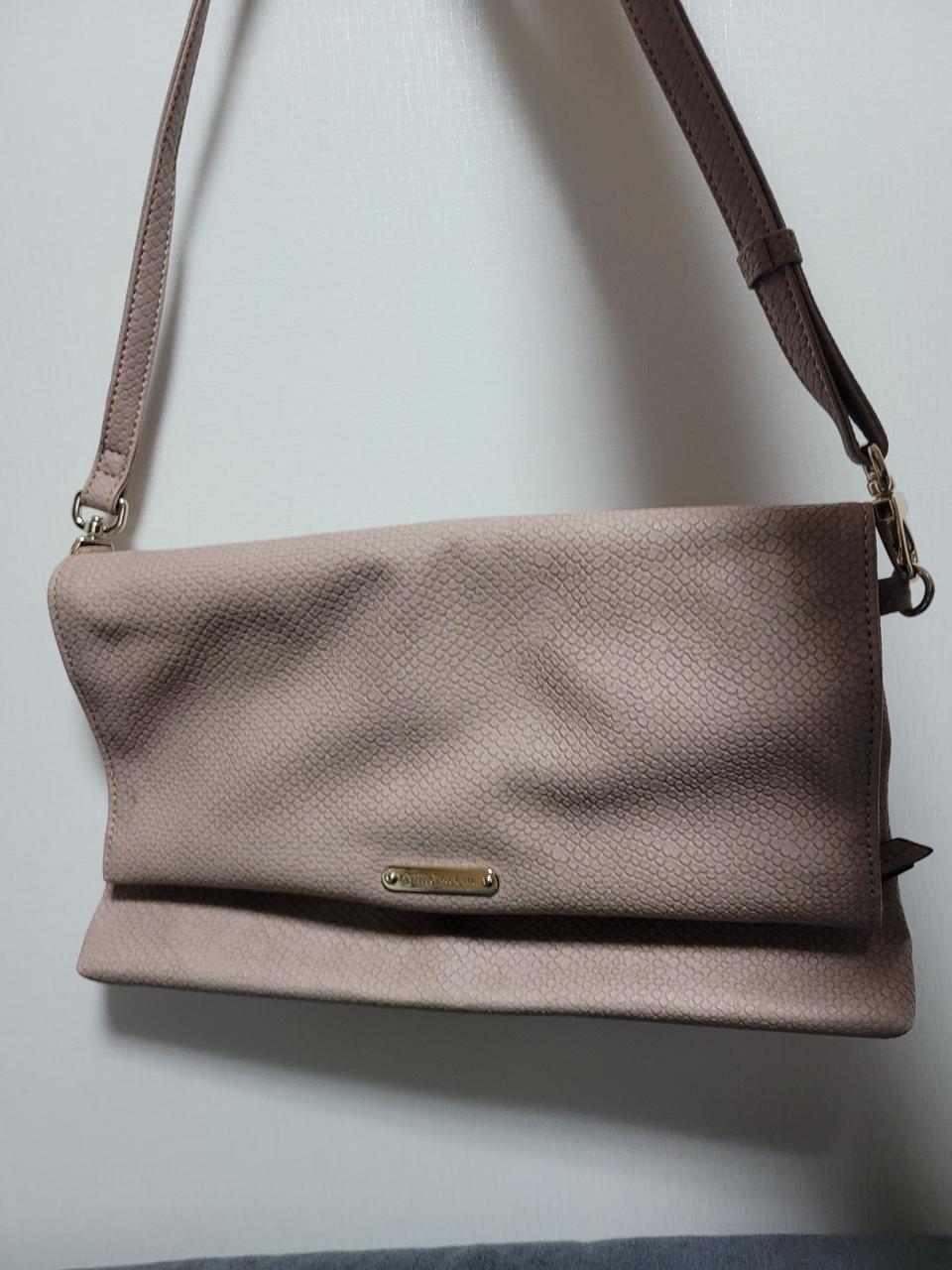 엔클라인 크로스백