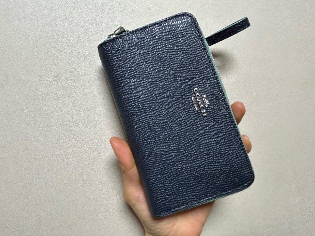 코치 여성 장지갑 판매합니다