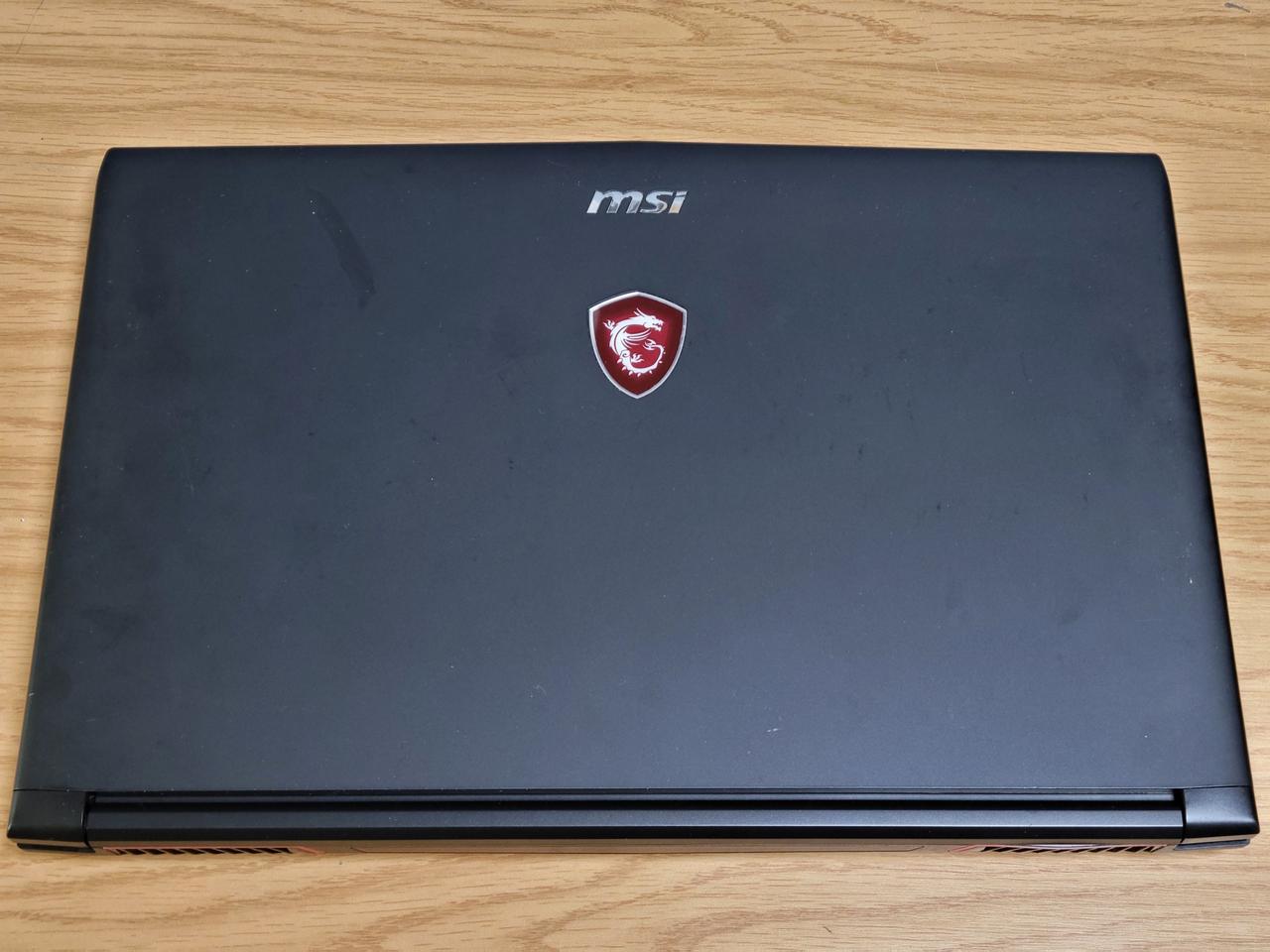 배그 전용 MSI 게이밍노트북 팝니다.
