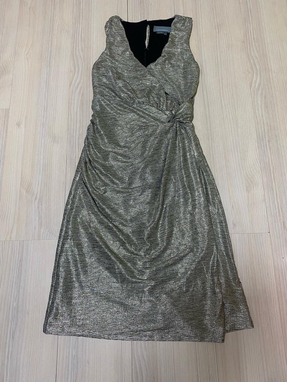 골드 매탈릭 민소매 원피스