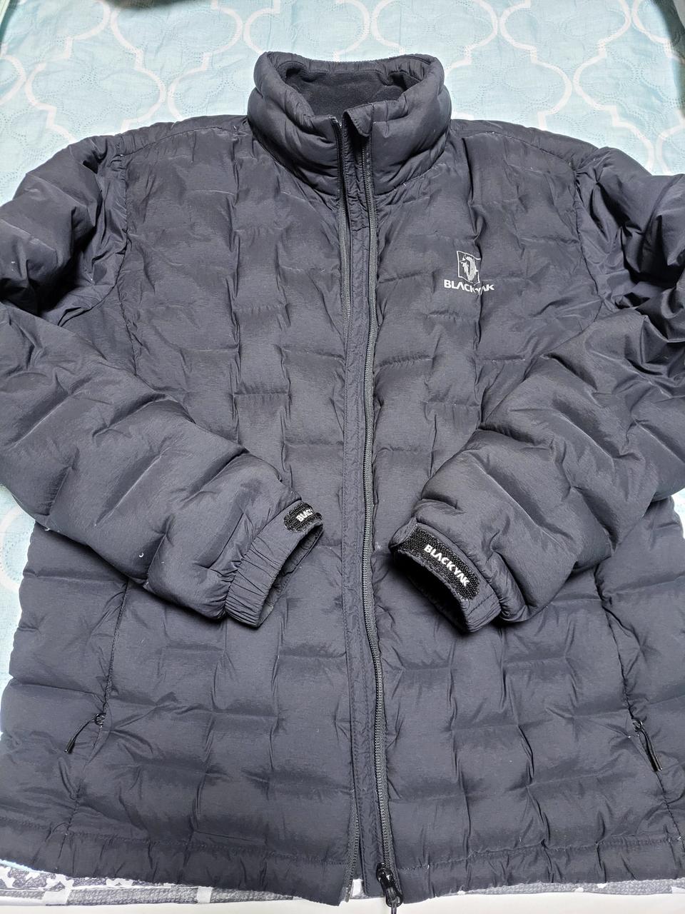블랙야크 경량패딩 100
