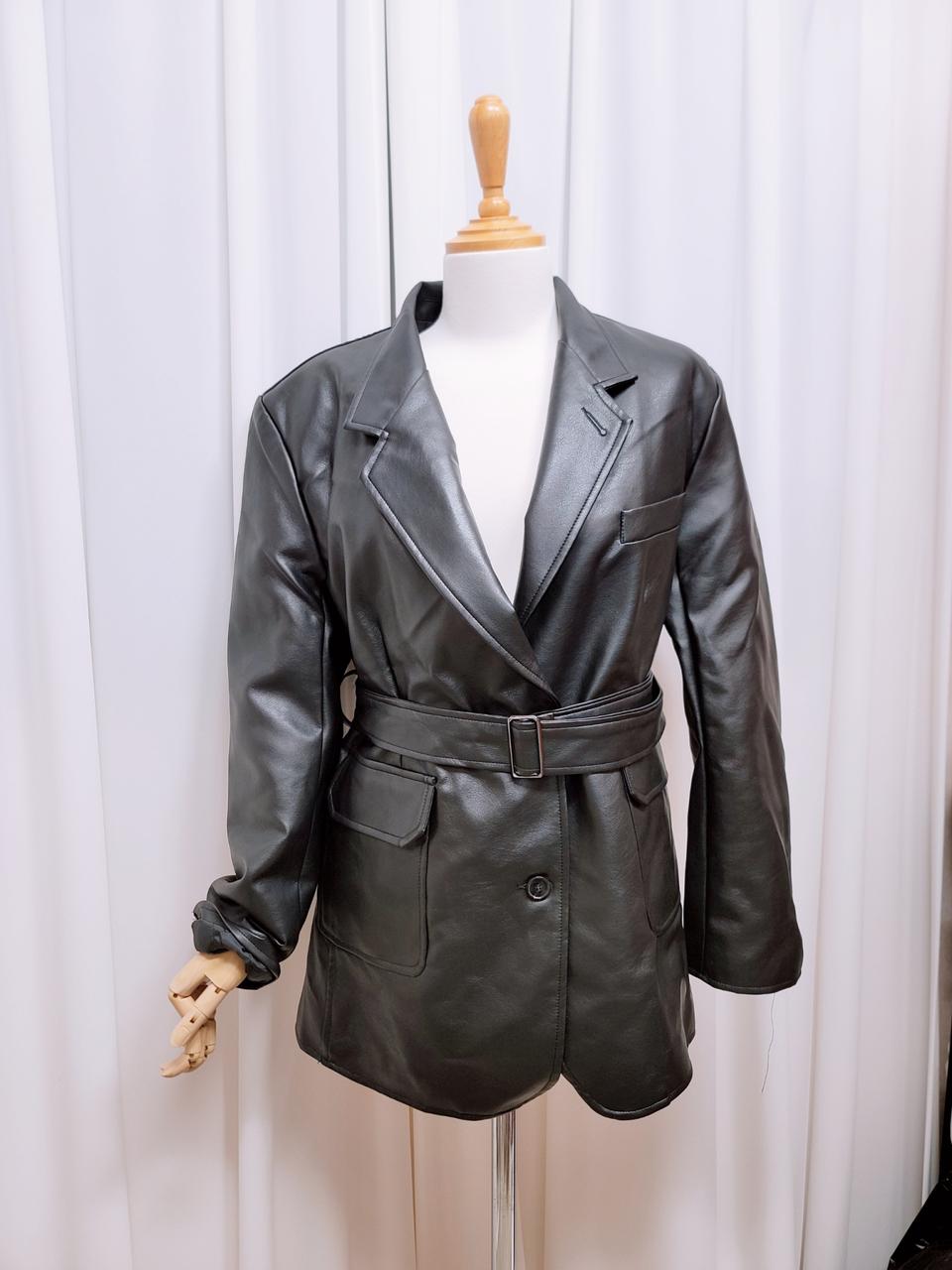 레더가죽 투번튼 허리묶음 재킷
